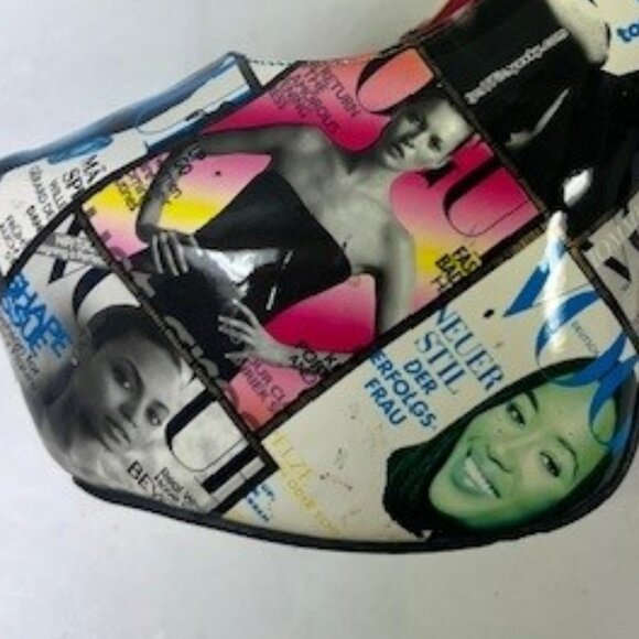 Lilianna Vogue 6" Stilettos magazine print all over Size 9 Retro Vintage shoes! - Picture 9 of 9